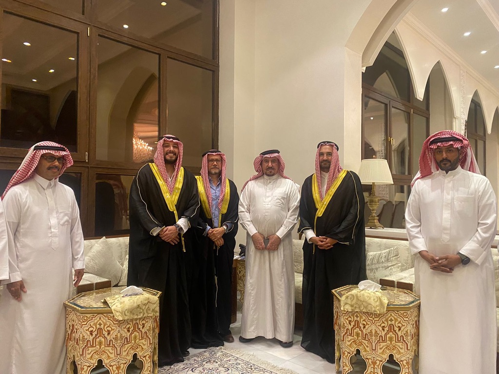 Handshake at Al-Suwaiket palace